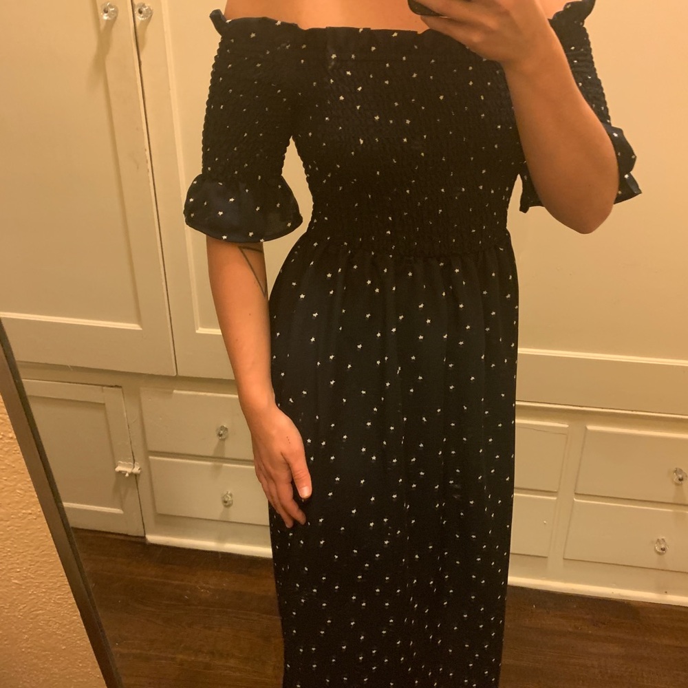 Off the shoulder star print midi dress.